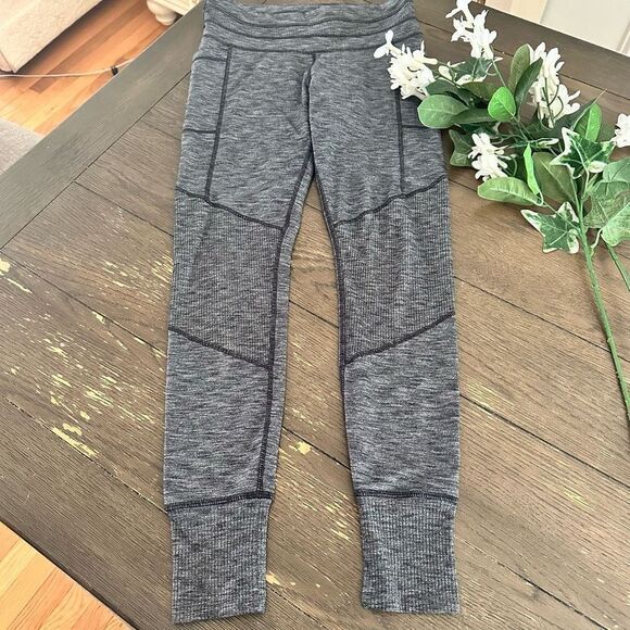 Athleta Excursion Tight Leggings Jogger Size small  Gray stretchy w/ pockets - Picture 2 of 8